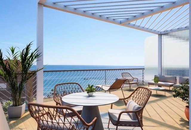 3 bedroom Apartment for sale in Centro Urbano, La Villajoyosa / Vila Joiosa - € 620,000 (Ref: 9221642)