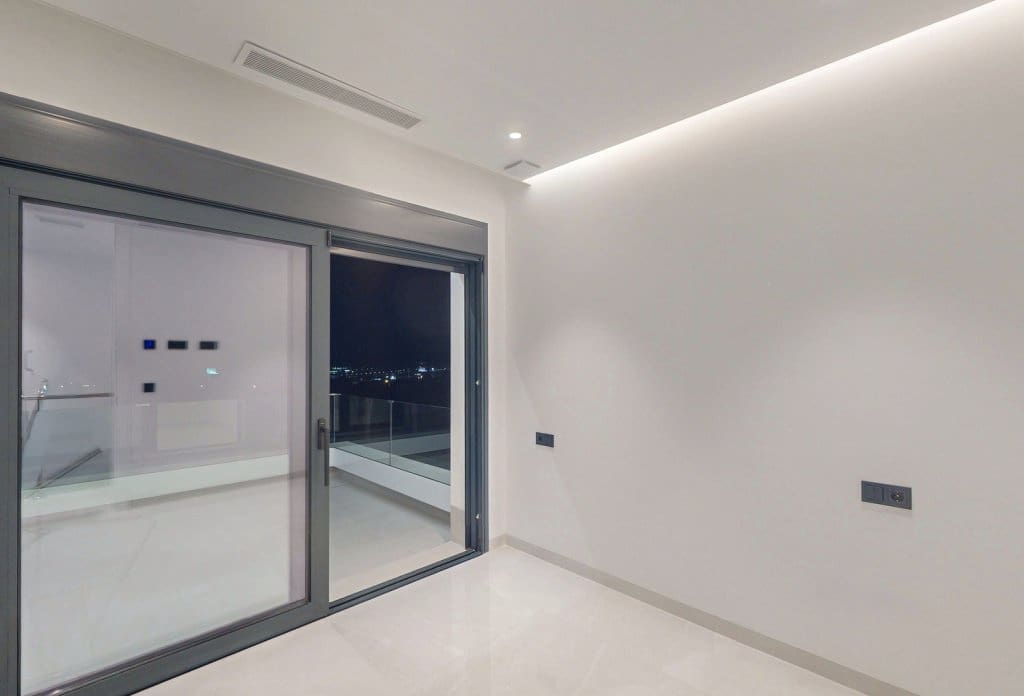 3 bedroom Villa for sale in Finestrat with pool garage - € 1,200,000 (Ref: 9221651)