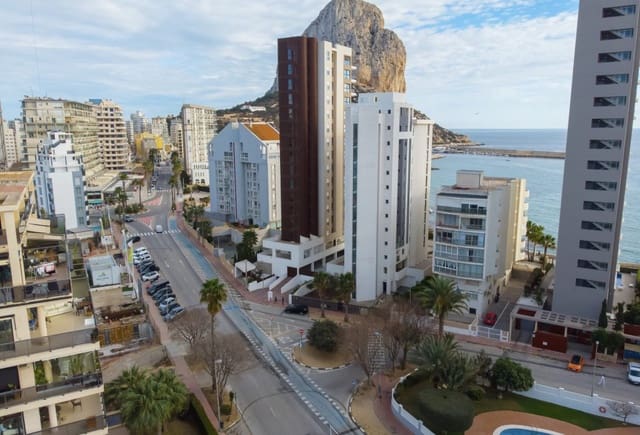 Apartamento de 3 habitaciones en Playa Arenal - Bol, Calpe / Calp en venta con piscina - 676.000 € (Ref: 9221668)