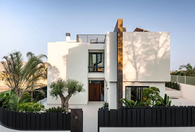 4 sovrum Villa till salu i Barranco Hondo, La Nucia - 1 095 000 € (Ref: 9221715)