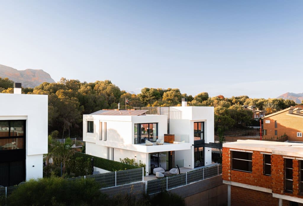 4 bedroom Villa for sale in La Nucia - € 1,095,000 (Ref: 9221715)