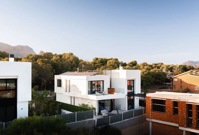 4 sovrum Villa till salu i Barranco Hondo, La Nucia - 1 095 000 € (Ref: 9221715)