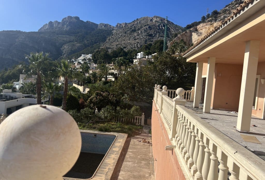 Chalet de 4 habitaciones en Altea en venta con piscina garaje - 2.690.000 € (Ref: 9221761)