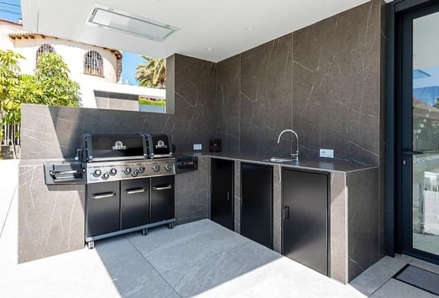 Chalet de 4 habitaciones en Manzanera - Tosal, Calpe / Calp en venta - 3.190.000 € (Ref: 9221768)