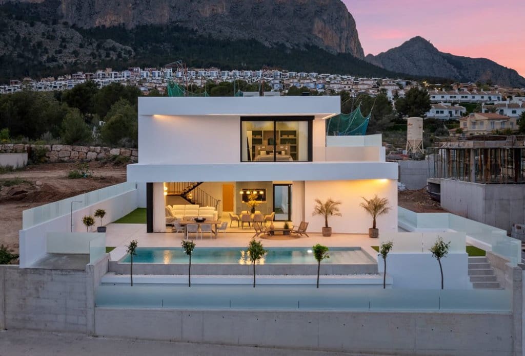 3 bedroom Villa for sale in Polop - € 755,000 (Ref: 9226225)