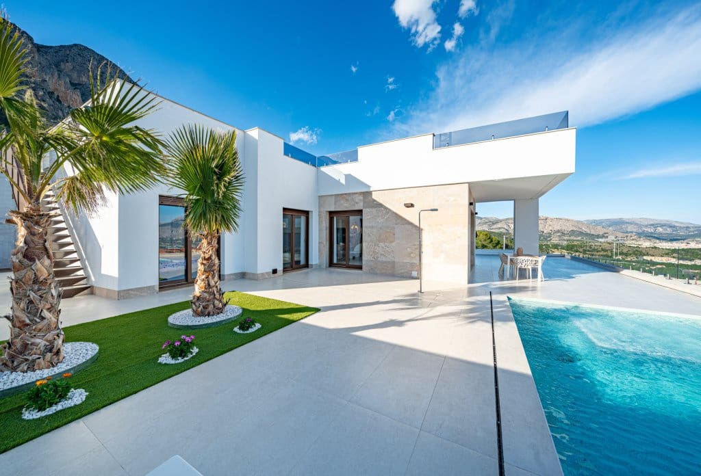 3 bedroom Villa for sale in Polop - € 598,000 (Ref: 9226226)