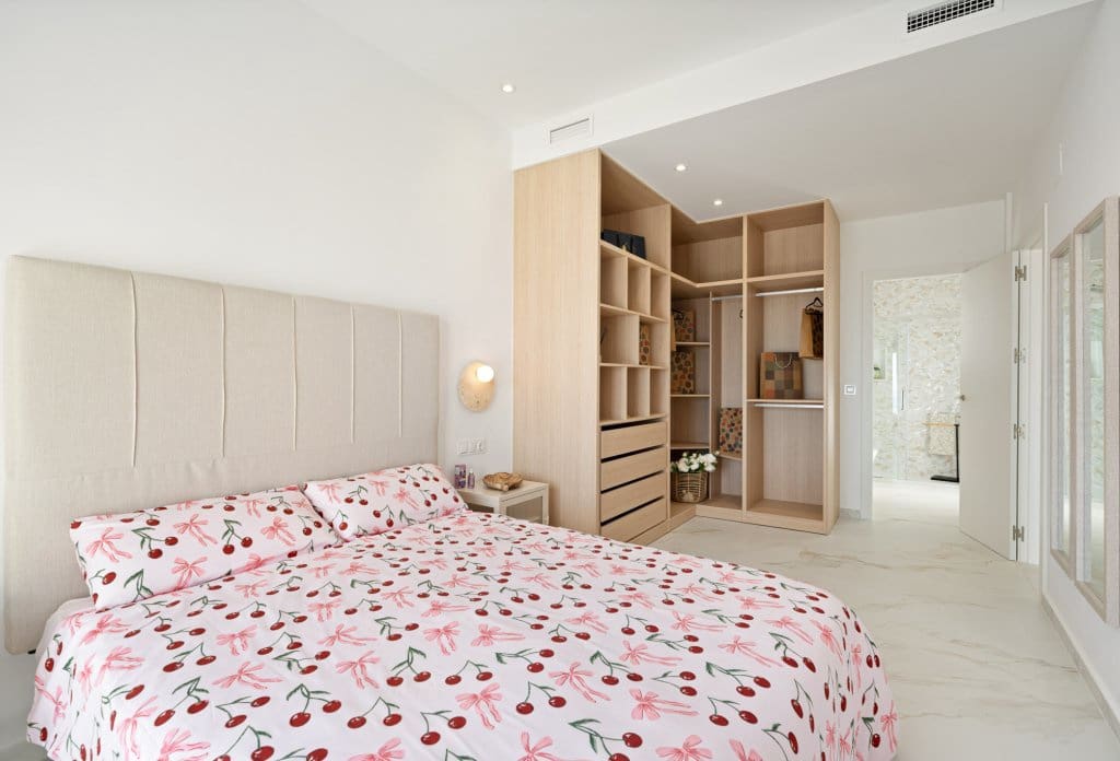 3 bedroom Villa for sale in Polop - € 797,000 (Ref: 9226227)