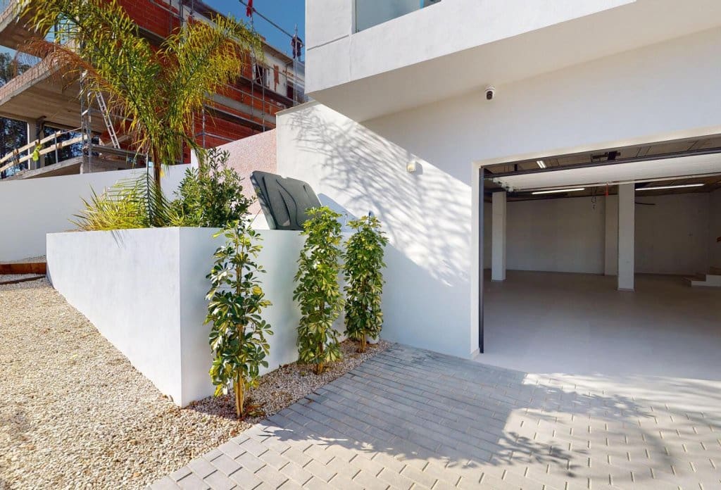 3 bedroom Villa for sale in Polop - € 860,000 (Ref: 9228244)