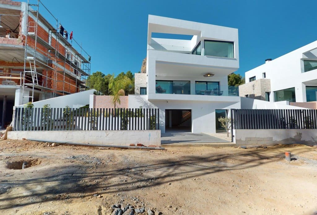 3 bedroom Villa for sale in Polop - € 860,000 (Ref: 9228244)