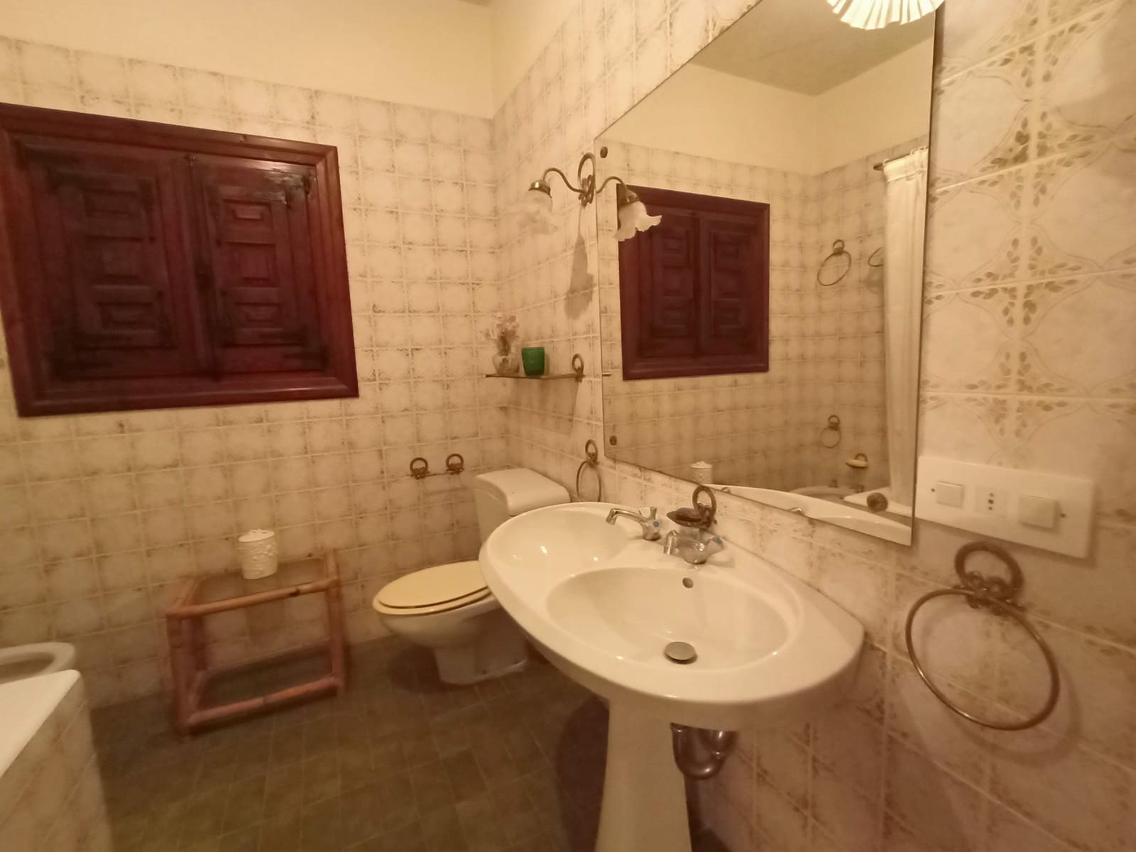 11 soveværelse Villa til salg i Benissa med swimmingpool - € 1.300.000 (Ref: 9242112)