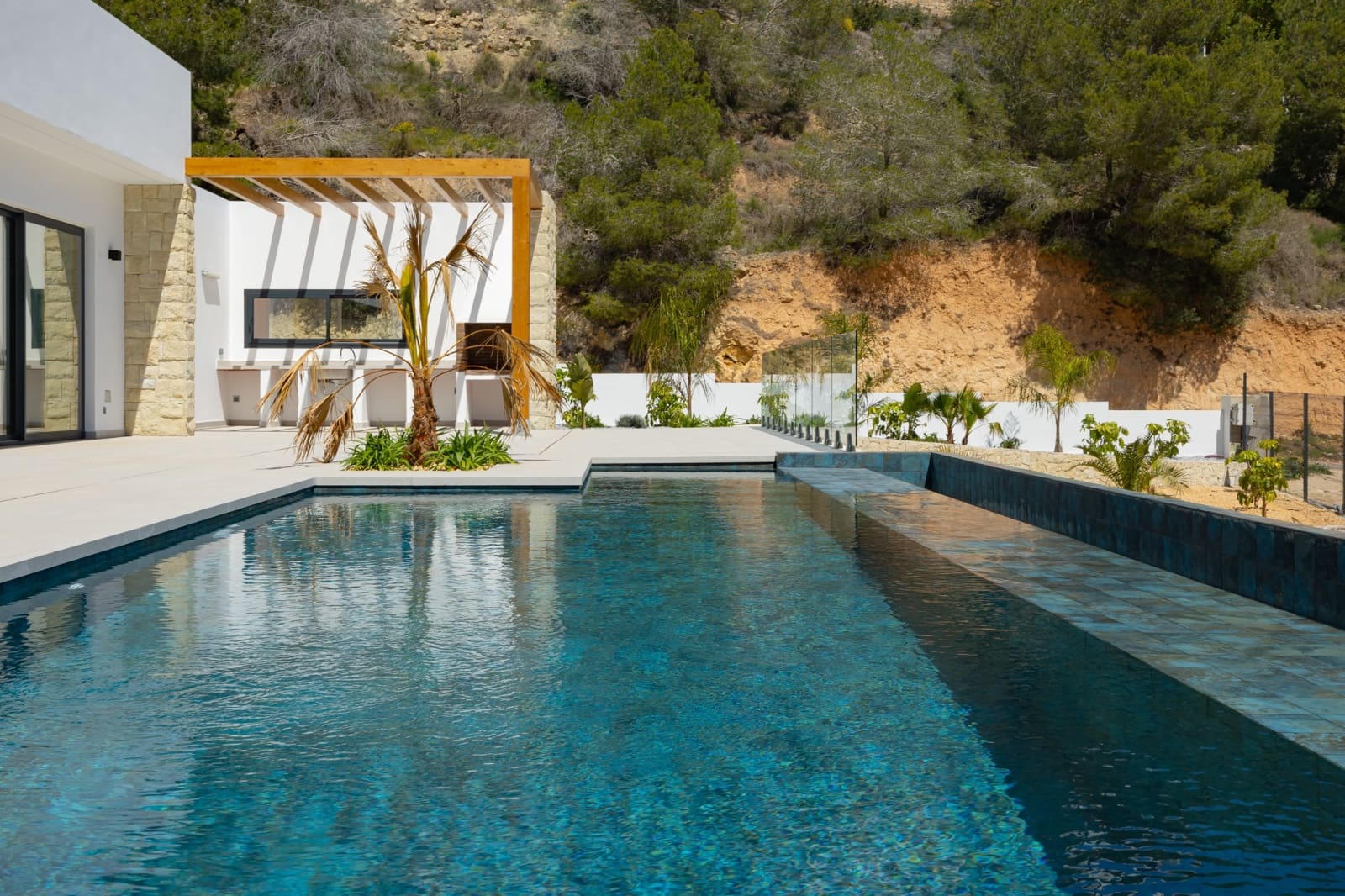 4 quarto Moradia para venda em Benissa com piscina - 1 700 000 € (Ref: 9242116)