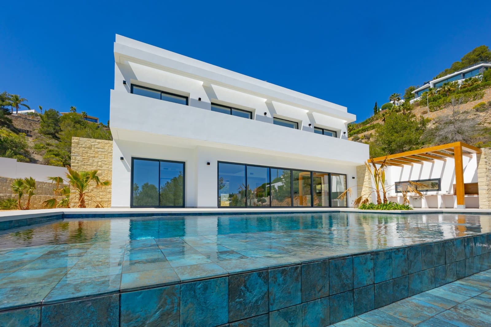 4 quarto Moradia para venda em Benissa com piscina - 1 700 000 € (Ref: 9242116)