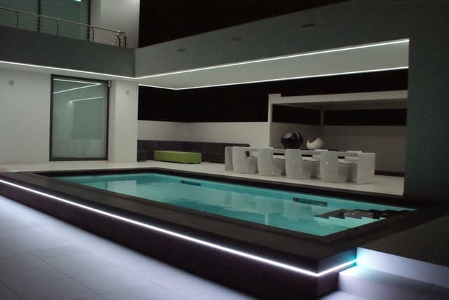 7 soverom Villa til salgs i El Portet - Pla de Mar, Teulada-Moraira med svømmebasseng - € 4 450 000 (Ref: 9242118)