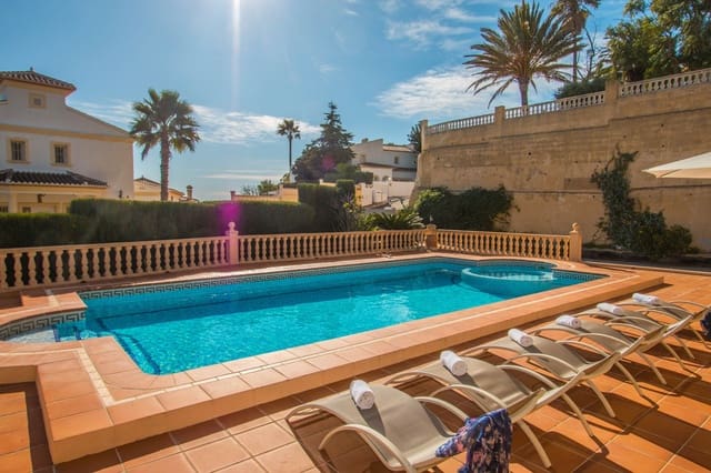 4 sovrum Villa till salu i Calpe / Calp med pool - 670 000 € (Ref: 9242123)