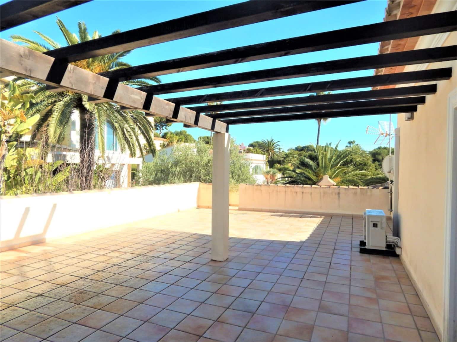 5 chambre Villa/Maison à vendre à Moraira avec piscine - 895 000 € (Ref: 9242126)