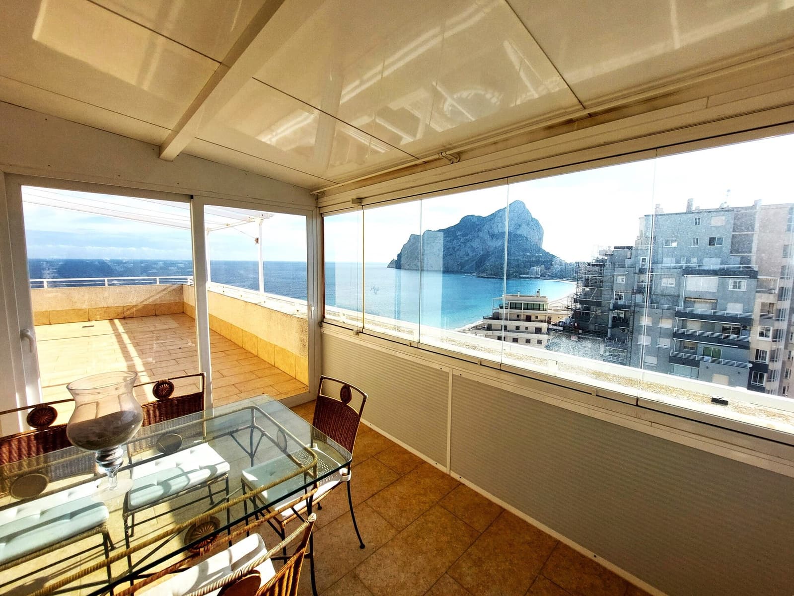 3 bedroom Apartment for sale in Calpe / Calp with pool - € 690,000 (Ref: 9242128)
