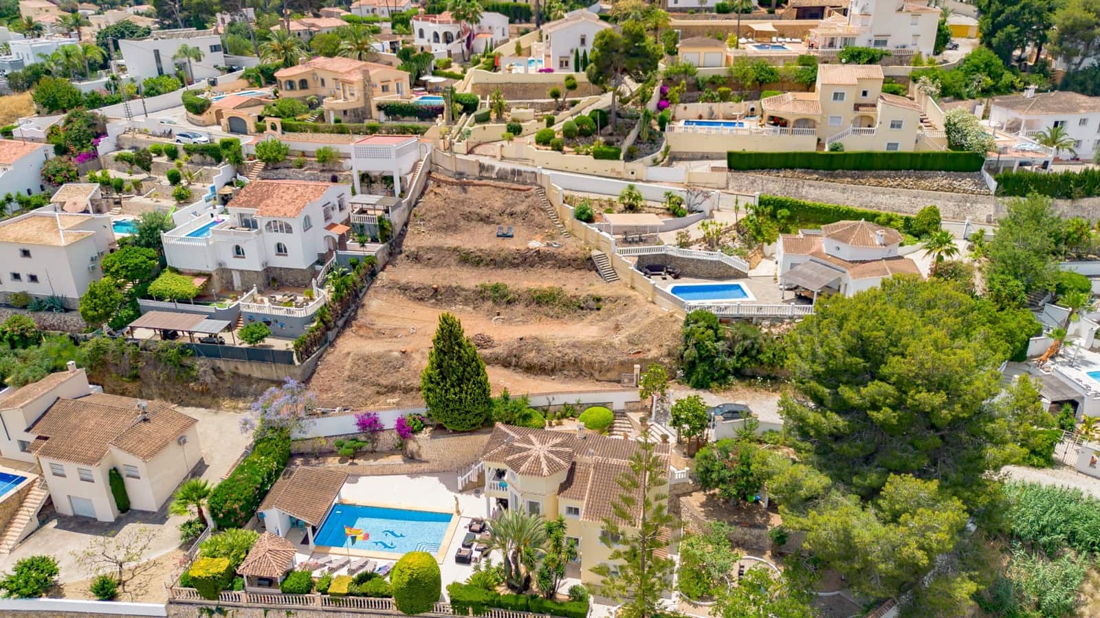 Grunde uden byggetilladelser til salg i Benissa - € 199.000 (Ref: 9242141)