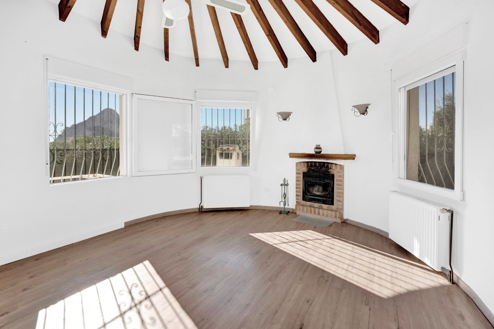 2 sovrum Villa till salu i Calpe / Calp med pool - 448 000 € (Ref: 9242152)