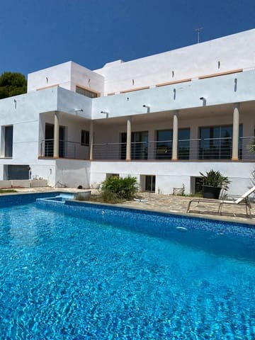 4 bedroom Villa for sale in Altea with pool - € 850,000 (Ref: 9242179)