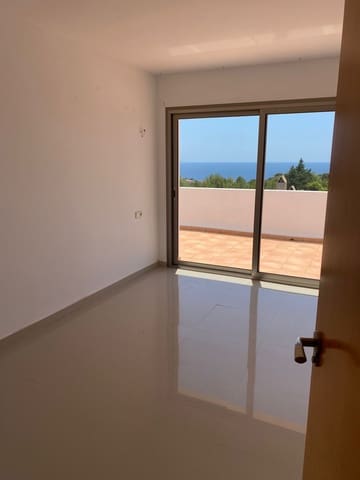 4 bedroom Villa for sale in Altea with pool - € 850,000 (Ref: 9242179)