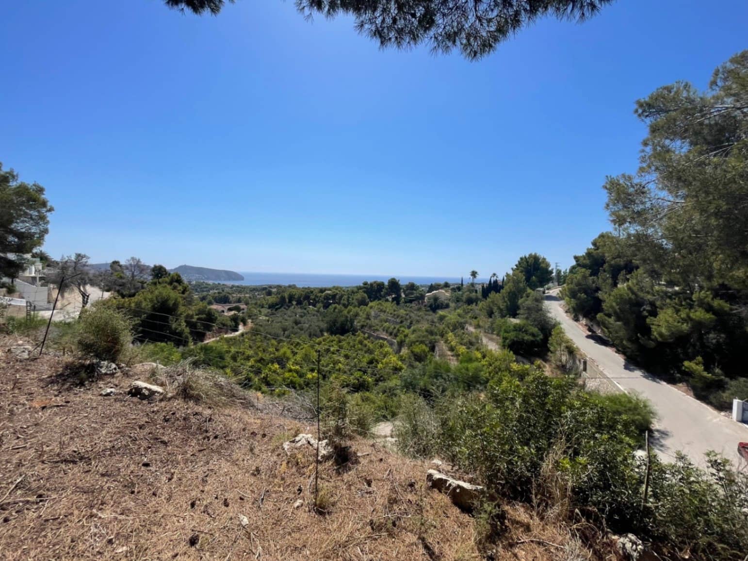 Grunde uden byggetilladelser til salg i Moraira - € 800.000 (Ref: 9242185)