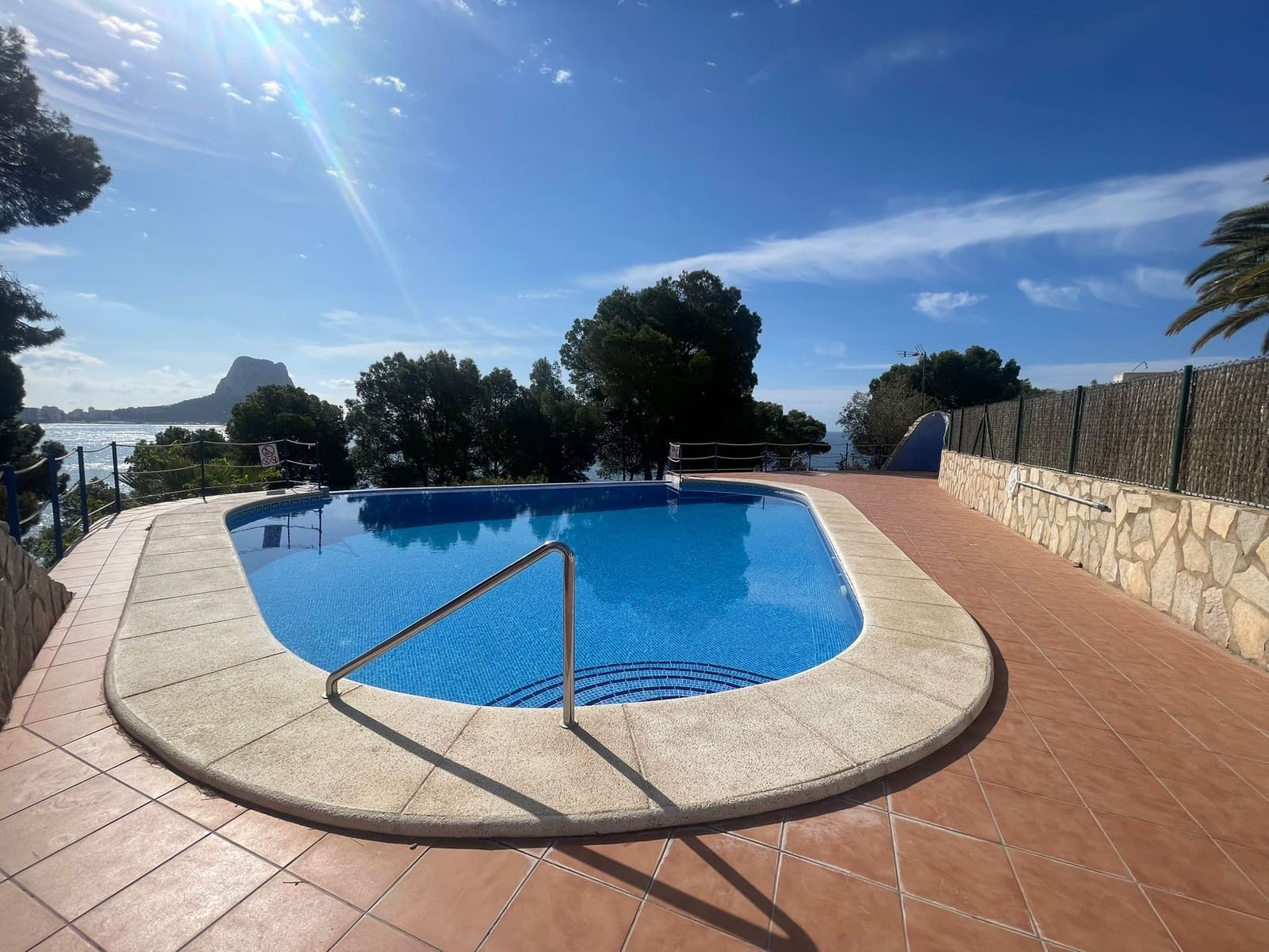 3 soveværelse Bungalow til salg i Calpe / Calp med swimmingpool - € 499.000 (Ref: 9242195)