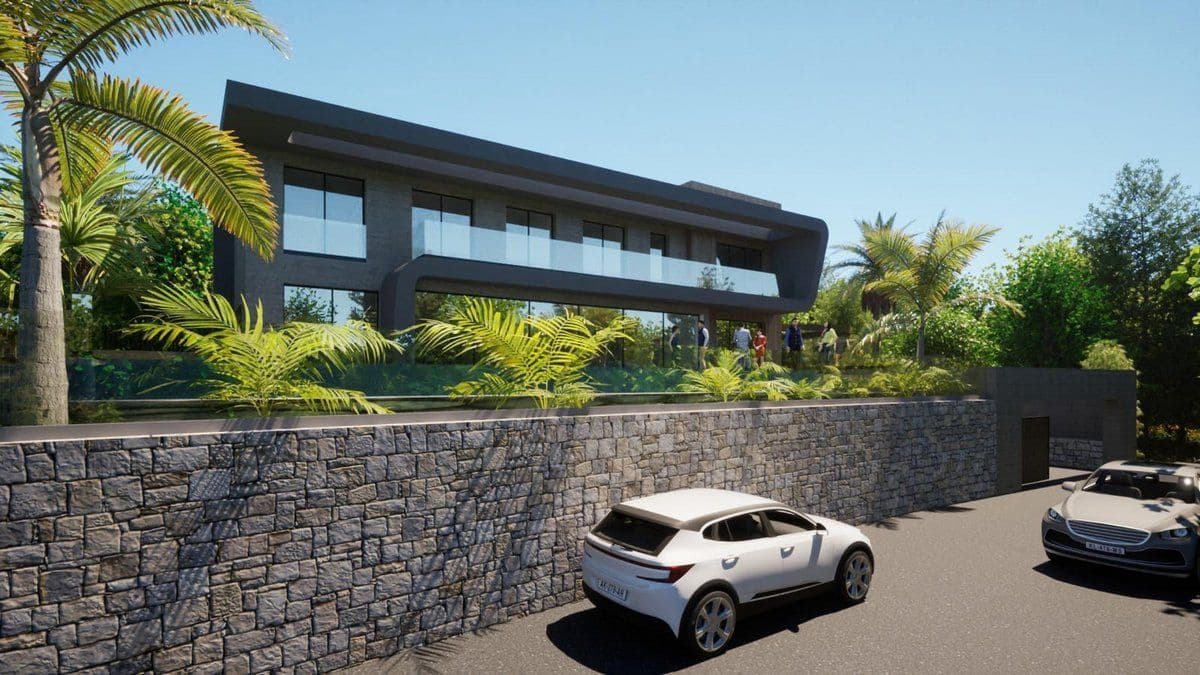 5 bedroom Villa for sale in Calpe / Calp with pool - € 1,260,000 (Ref: 9242216)