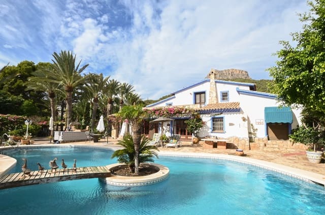 4 chambre Villa/Maison à vendre à Canuta, Calpe / Calp avec piscine - 2 500 000 € (Ref: 9242219)