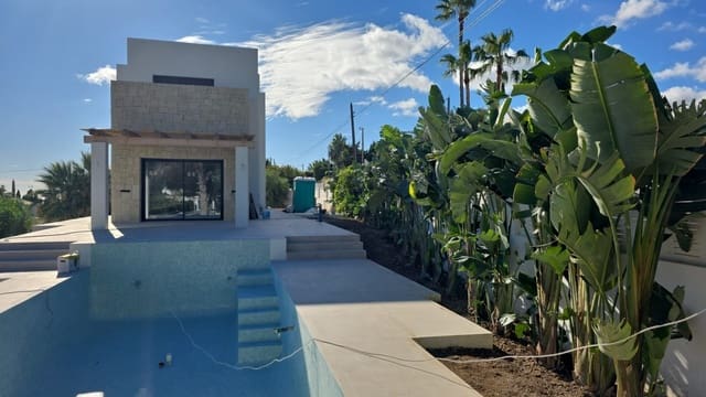 4 bedroom Villa for sale in Cometa - Carrió, Calpe / Calp with pool - € 1,575,000 (Ref: 9242228)