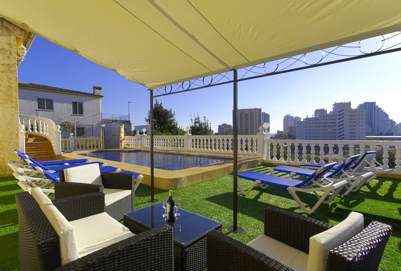 8 sovrum Villa till salu i Calpe / Calp med pool - 900 000 € (Ref: 9242232)