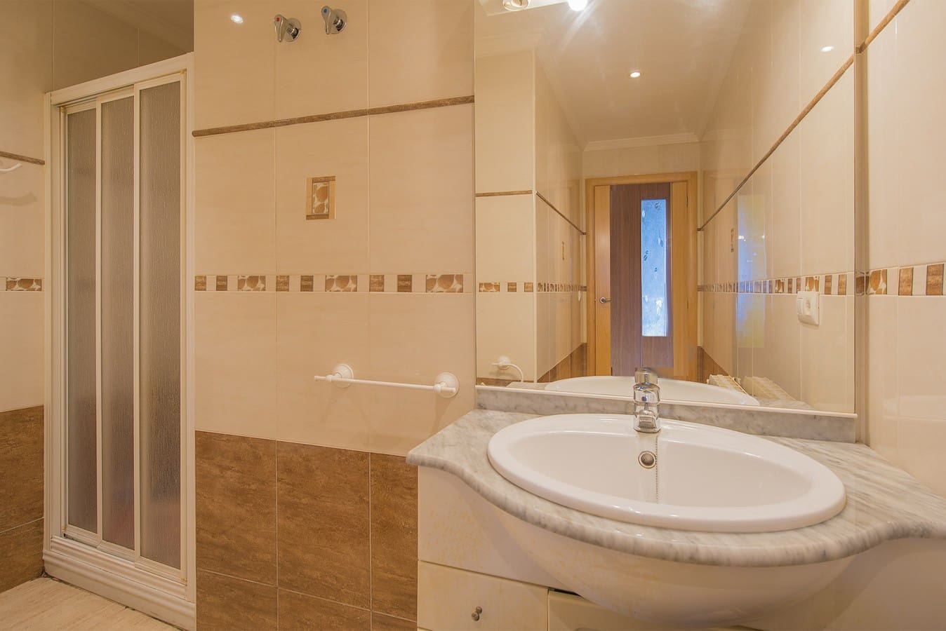 7 makuuhuone Huvila myytävänä paikassa Calpe / Calp mukana uima-altaan - 1 200 000 € (Ref: 9242233)