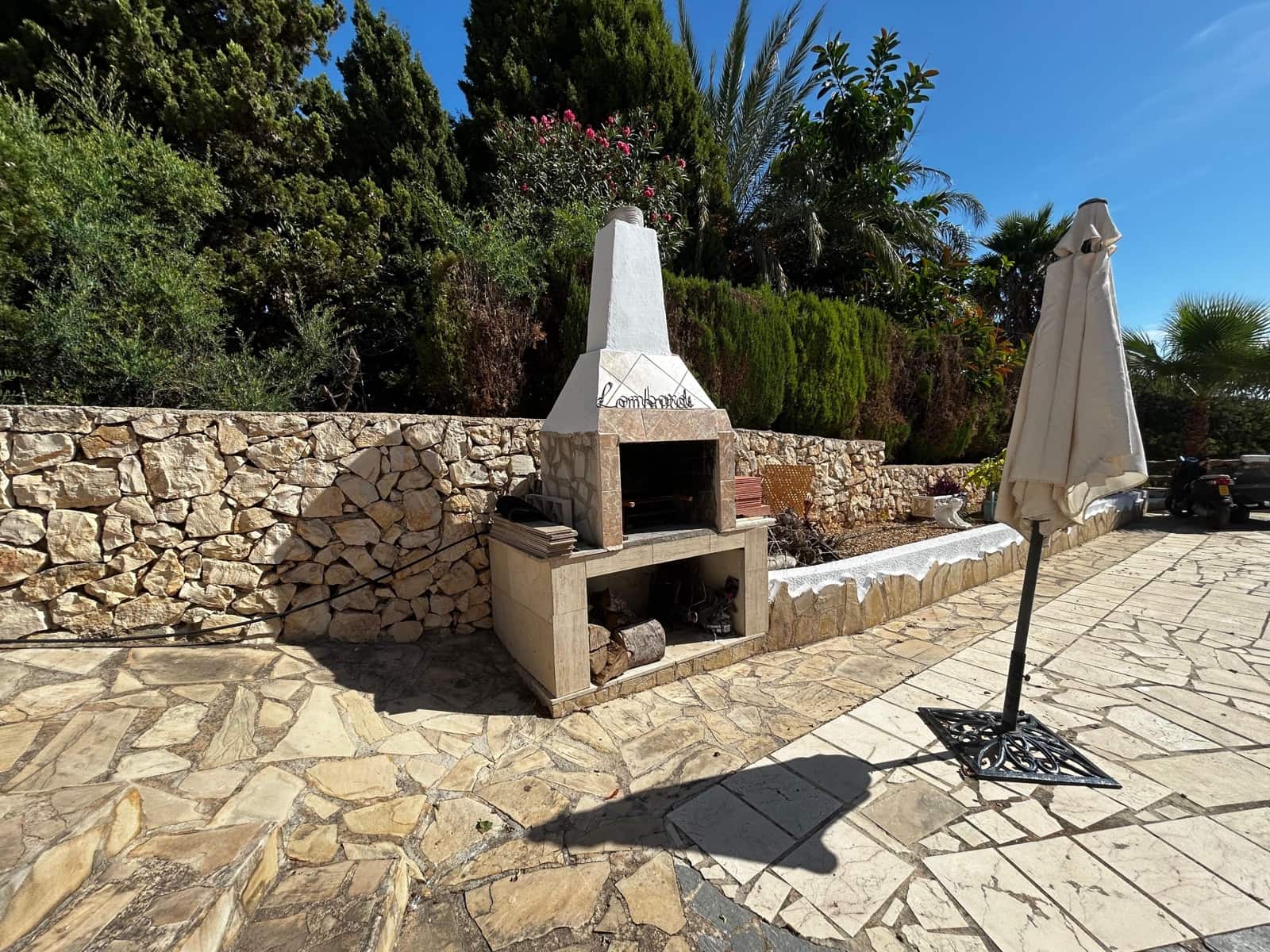 7 makuuhuone Huvila myytävänä paikassa Calpe / Calp mukana uima-altaan - 1 200 000 € (Ref: 9242233)