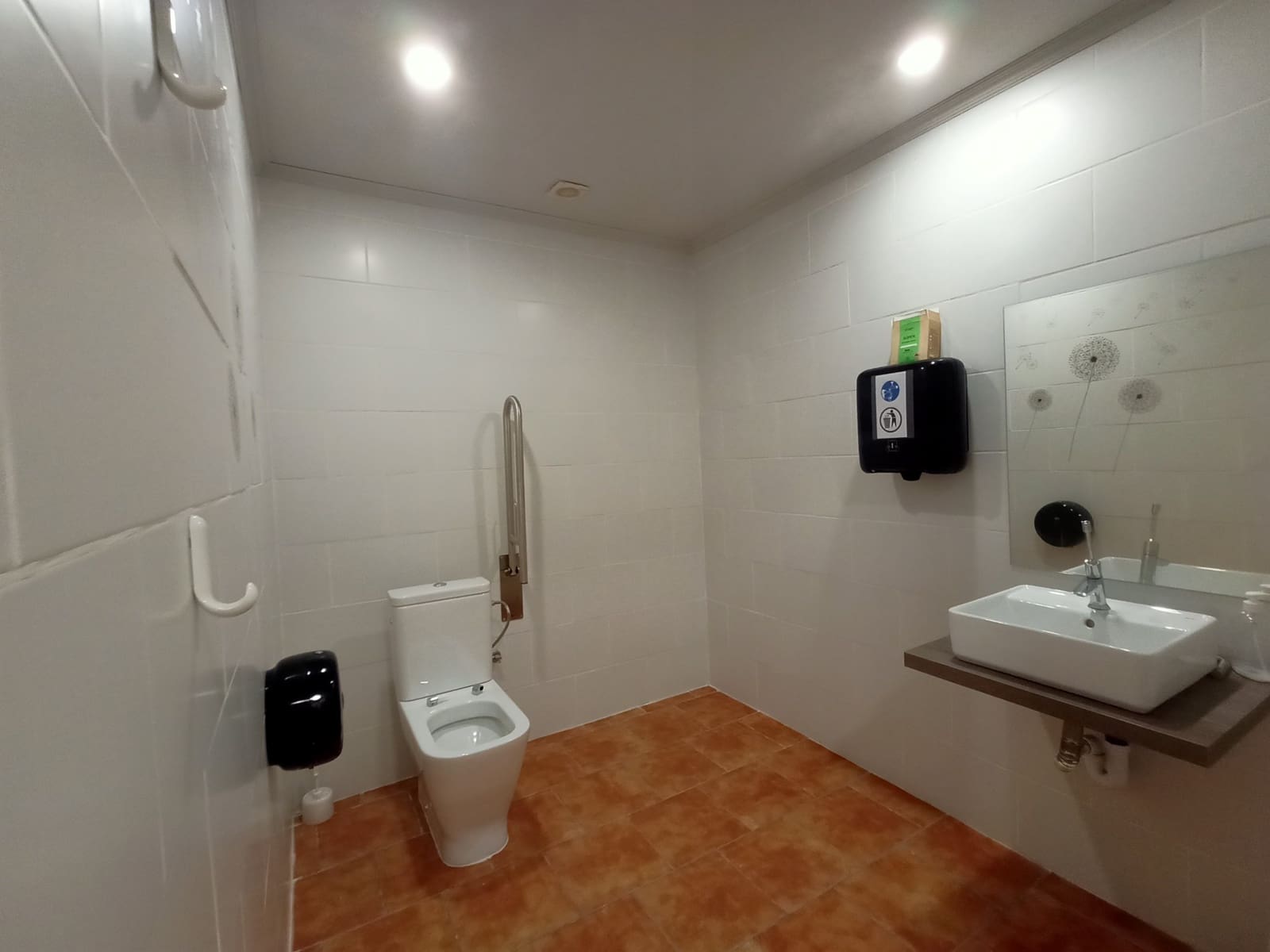 3 soverom Kommersiell til salgs i Calpe / Calp - € 200 000 (Ref: 9242251)