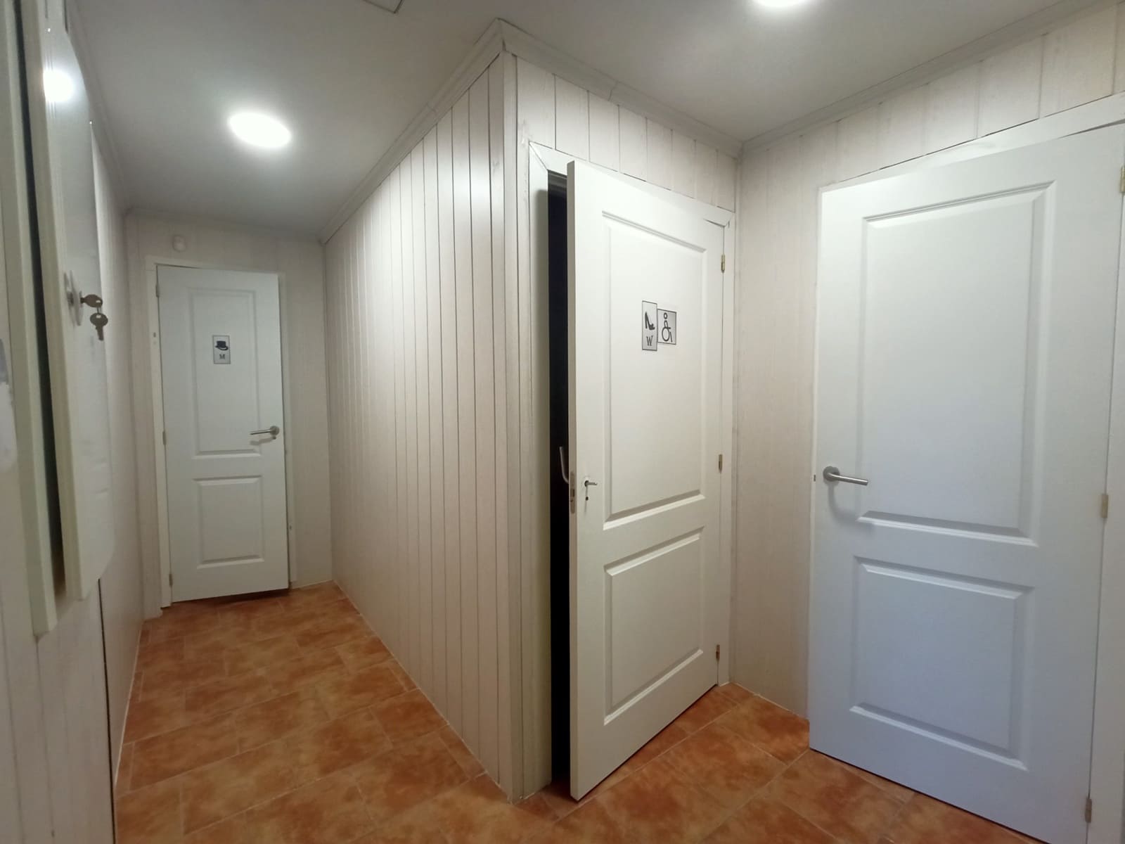 3 soverom Kommersiell til salgs i Calpe / Calp - € 200 000 (Ref: 9242251)