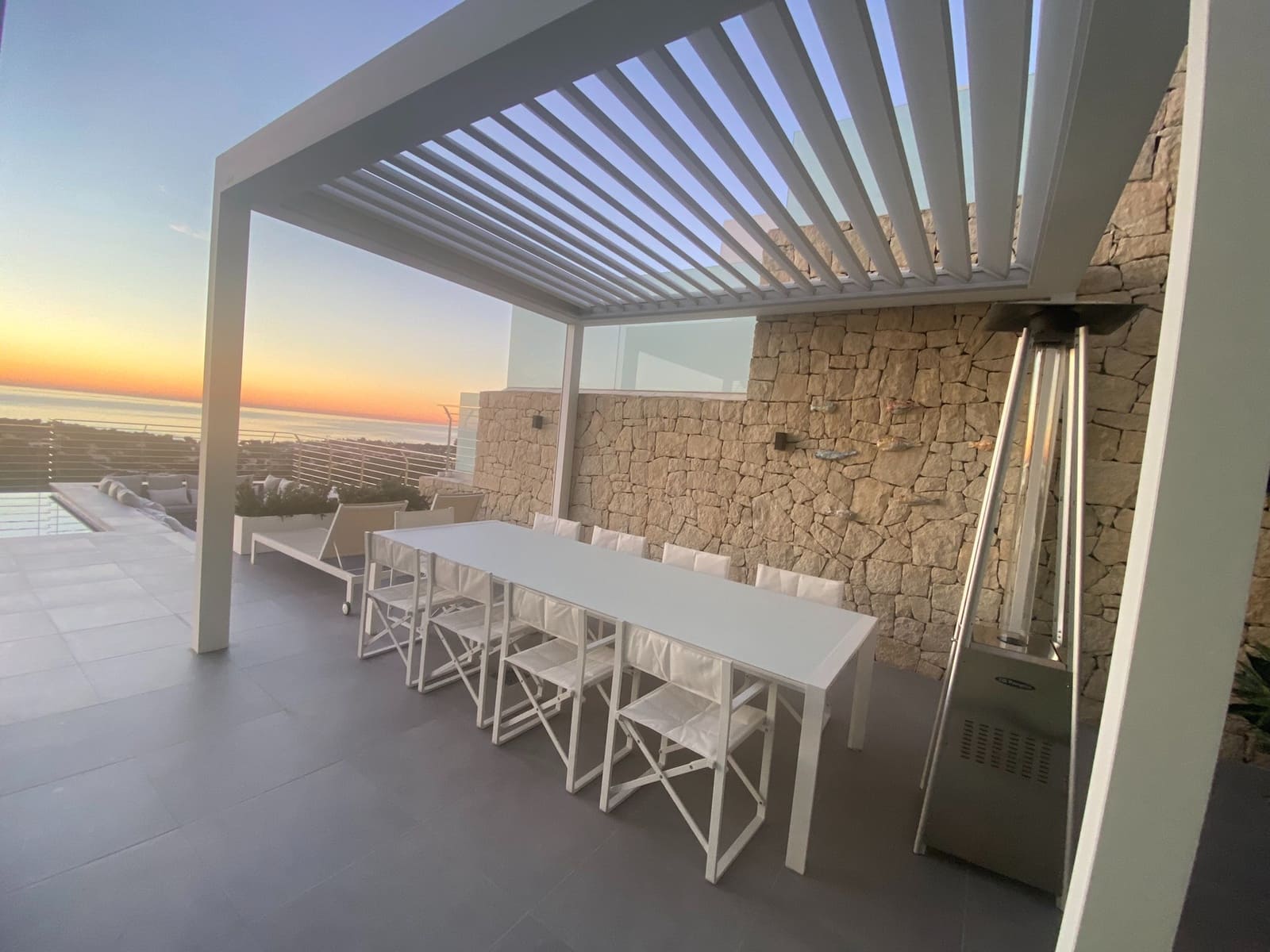 5 bedroom Villa for sale in Benissa with pool - € 2,450,000 (Ref: 9242252)