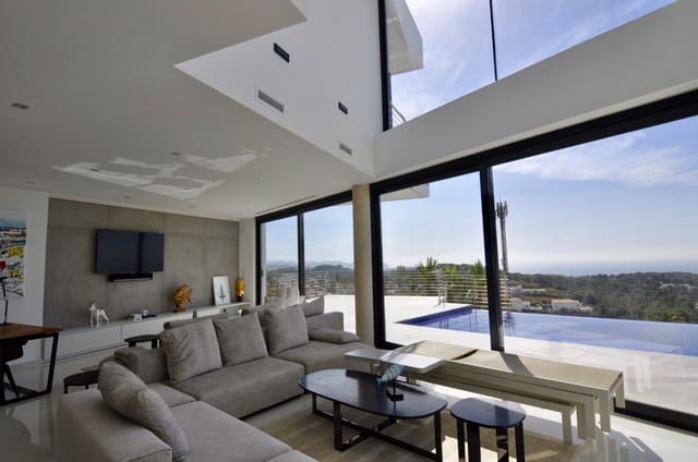 5 bedroom Villa for sale in Benissa with pool - € 2,450,000 (Ref: 9242252)