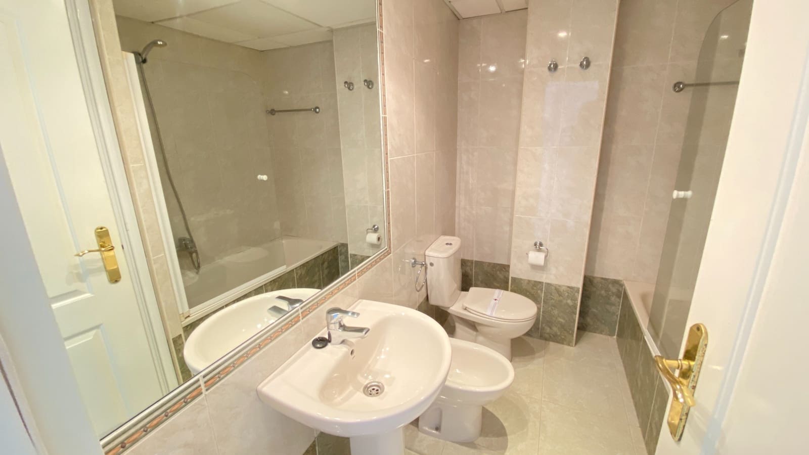 Appartement de 1 chambre à louer à Calpe / Calp avec piscine - 900 € (Ref: 9280941)