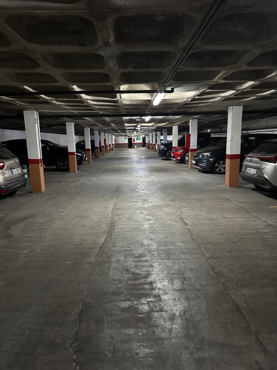 1 soveværelse Lejlighed til salg i Benidorm med swimmingpool garage - € 295.000 (Ref: 9325991)