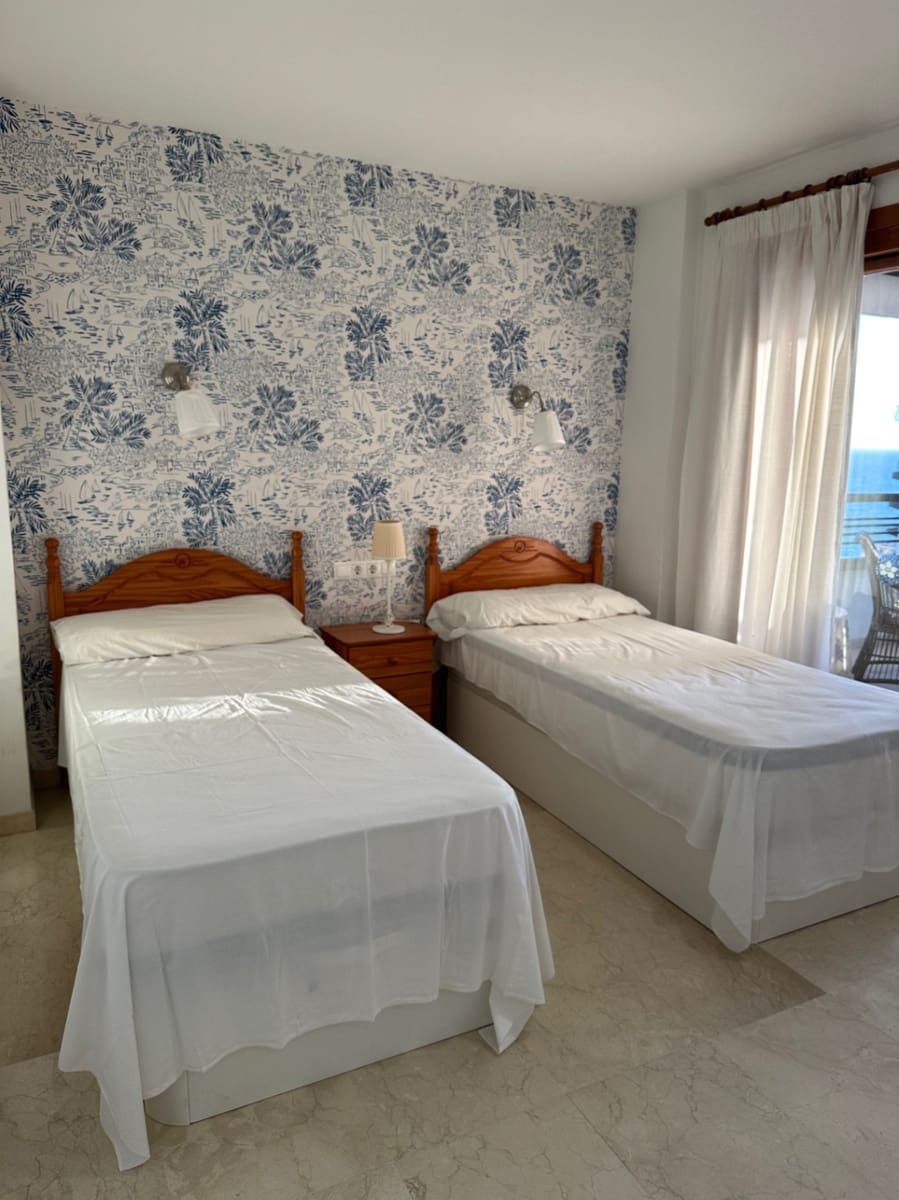 1 soveværelse Lejlighed til salg i Benidorm med swimmingpool garage - € 295.000 (Ref: 9325991)