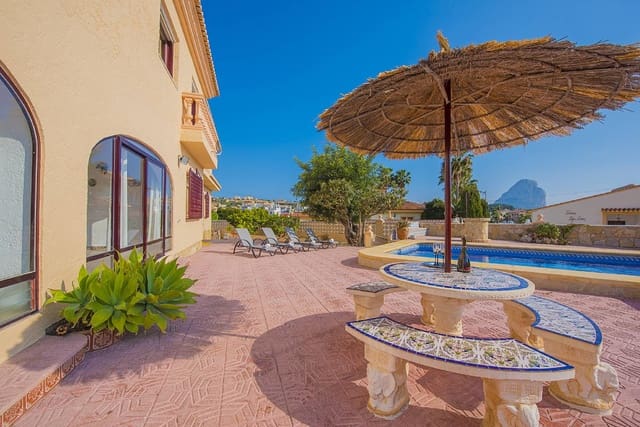 11 camera da letto Villa in vendita in Pueblo, Calpe / Calp con piscina - 990.000 € (Rif: 9330163)