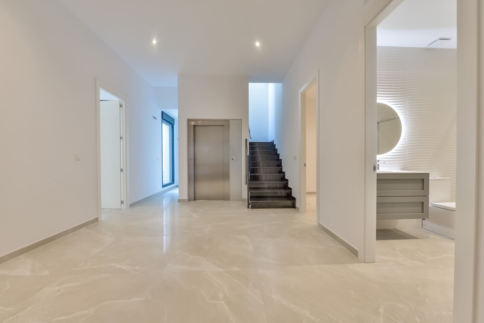 8 bedroom Villa for sale in Finestrat - € 4,450,000 (Ref: 9349018)