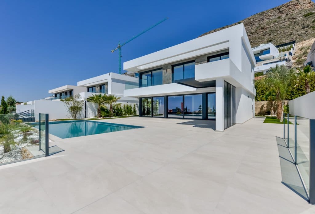8 soverom Villa til salgs i Finestrat med svømmebasseng garasje - € 3 950 000 (Ref: 9349018)