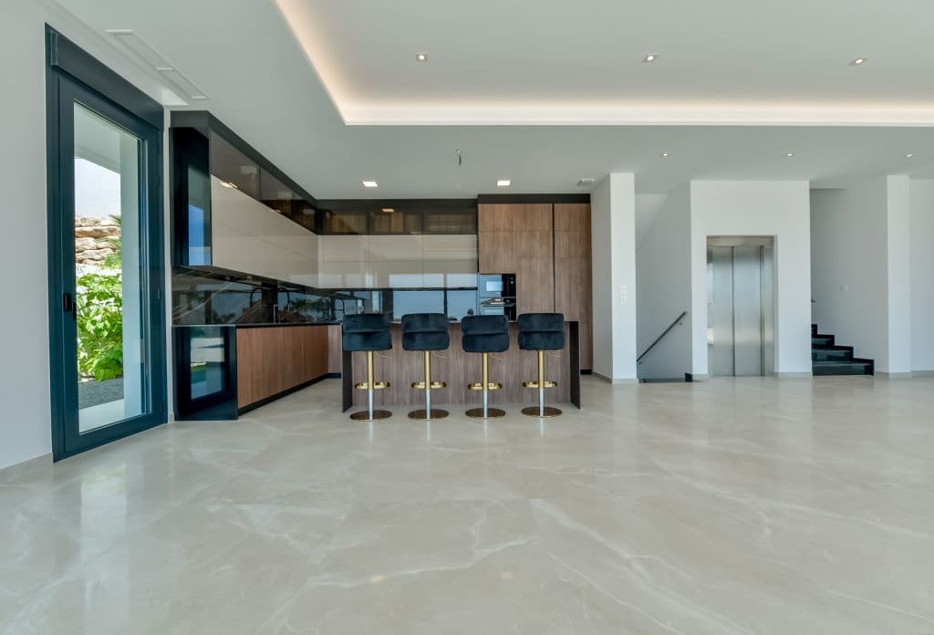 8 soverom Villa til salgs i Finestrat med svømmebasseng garasje - € 3 950 000 (Ref: 9349018)