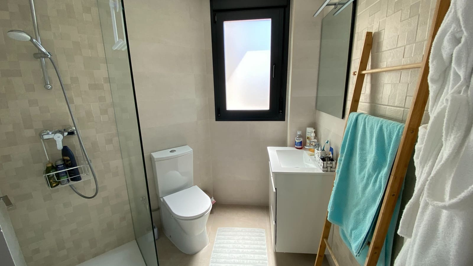 2 bedroom Apartment for rent in Calpe / Calp with pool - € 1,500 (Ref: 9360708)