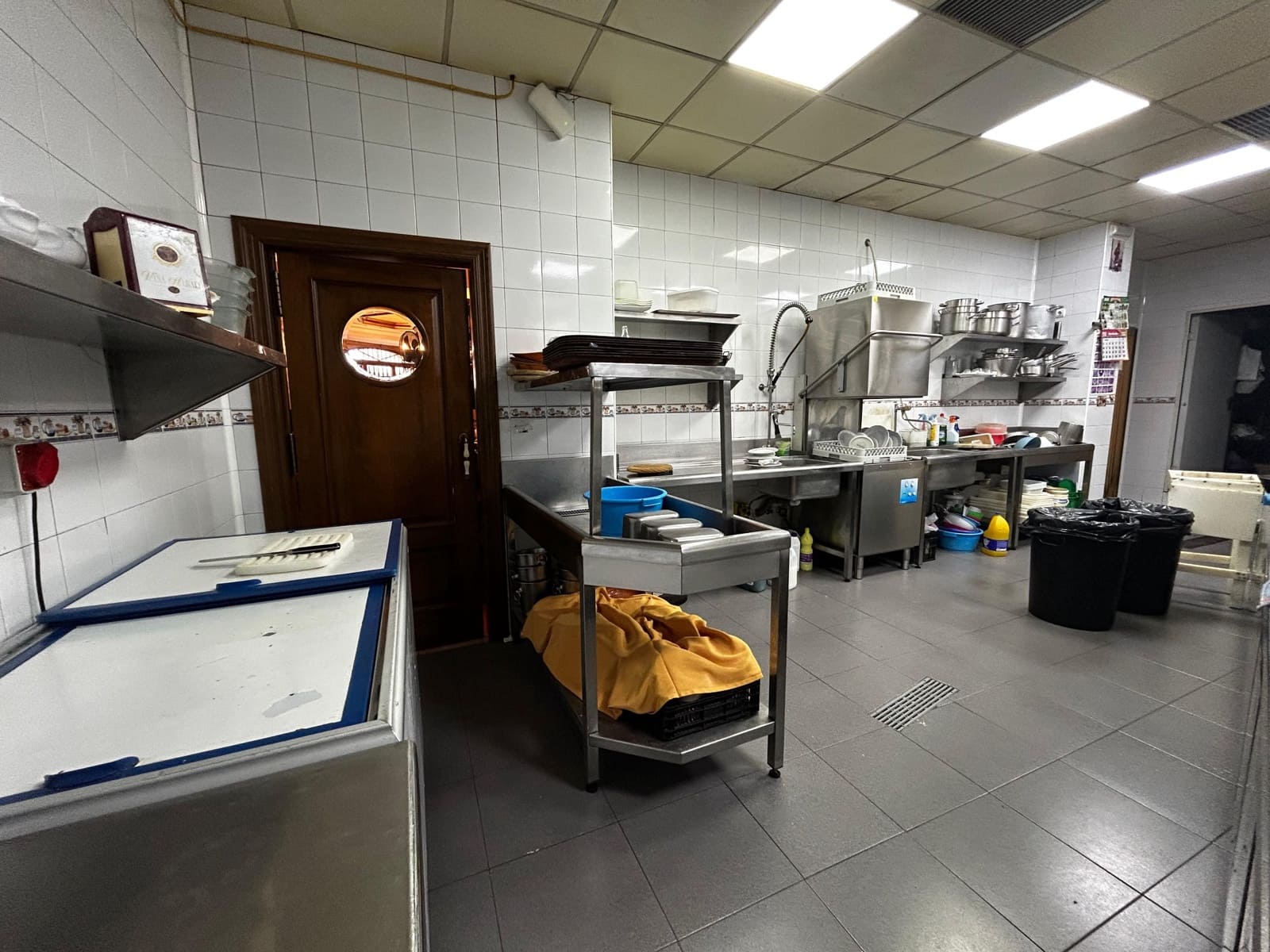 9 quarto Comercial para venda em Calpe / Calp - 950 000 € (Ref: 9366966)