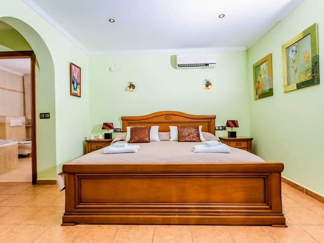 4 soverom Villa til salgs i Benissa med svømmebasseng - € 780 000 (Ref: 9374974)