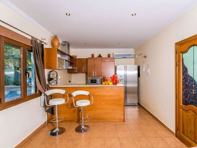 4 soverom Villa til salgs i Benissa med svømmebasseng - € 780 000 (Ref: 9374974)