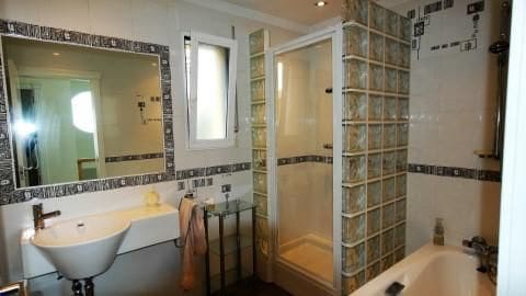 5 soverom Villa til salgs i Alfaz del Pi / L'Alfas del Pi med svømmebasseng - € 2 200 000 (Ref: 9385139)