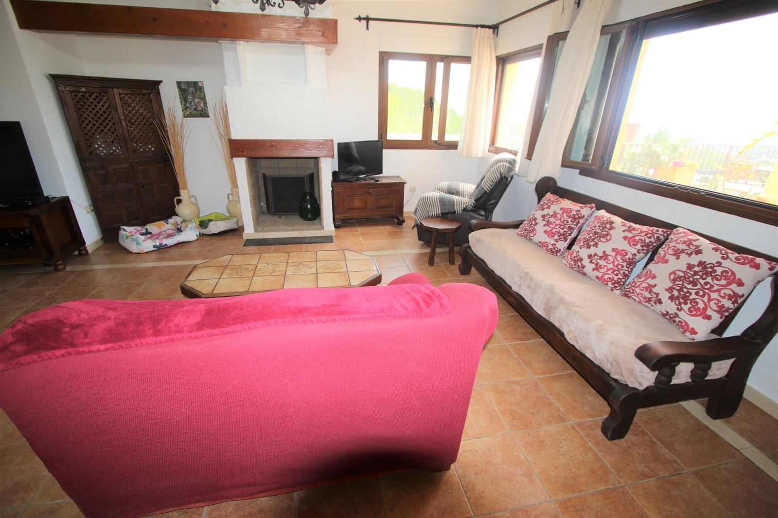 4 soveværelse Villa til salg i Callosa d'En Sarria med swimmingpool - € 590.000 (Ref: 9385143)