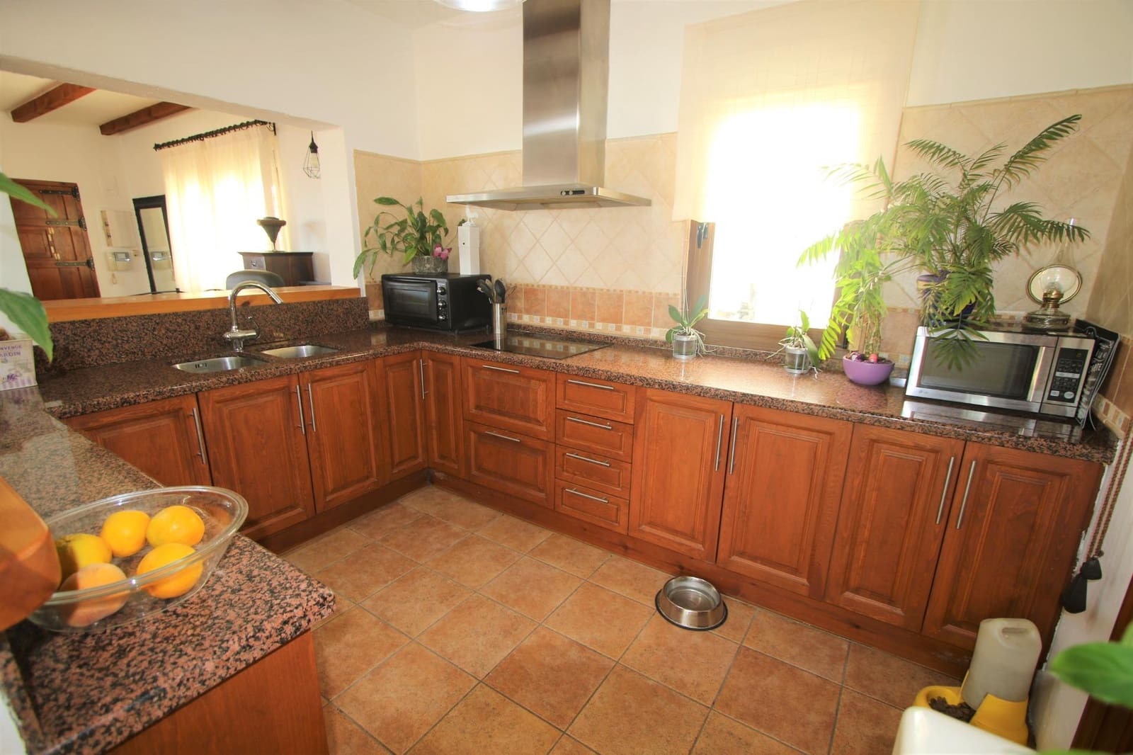 4 soveværelse Villa til salg i Callosa d'En Sarria med swimmingpool - € 590.000 (Ref: 9385143)